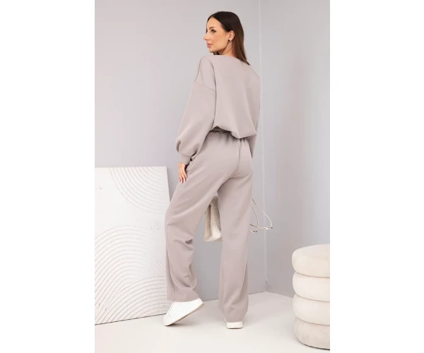 Komplet damski masełko bluza z broszką i spodnie z prostą nogawką fango-4