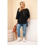 Bluzka damska bawełniana Plus Size asymetryczna z naszyjnikiem czarna-3