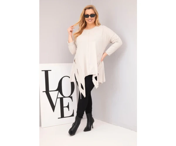 Bluzka damska bawełniana Plus Size z asymetrycznym dołem i wycięciami beżowa-2