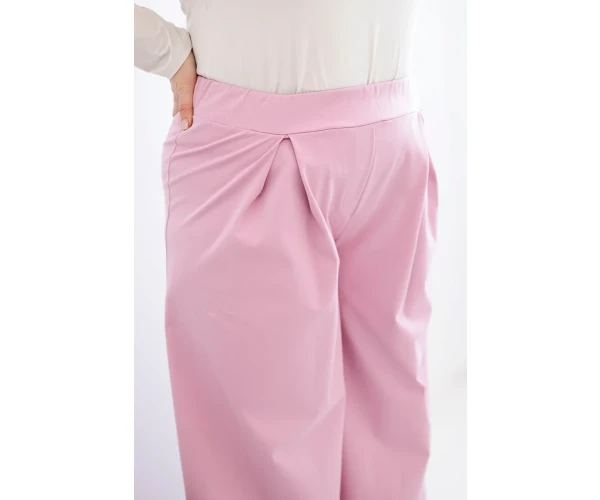 Spodnie damskie Plus Size z szerokimi nogawkami i plisowaniem jasno fioletowe-4