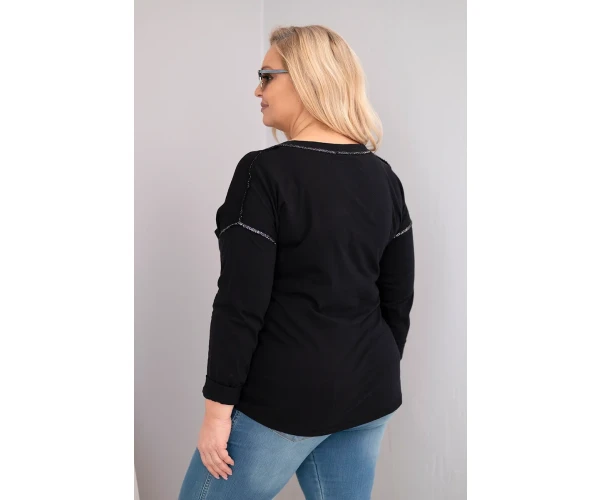 Bluzka damska Plus Size przecierana z napisem Love You More czarna-4