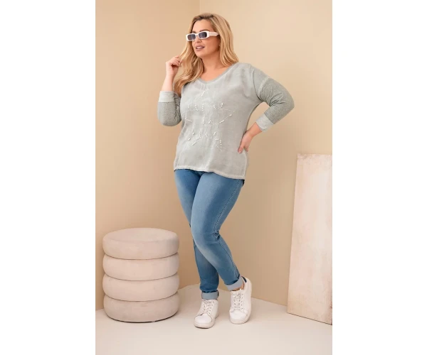 Bluzka damska Plus Size przecierana z napisem i perełkami khaki-3