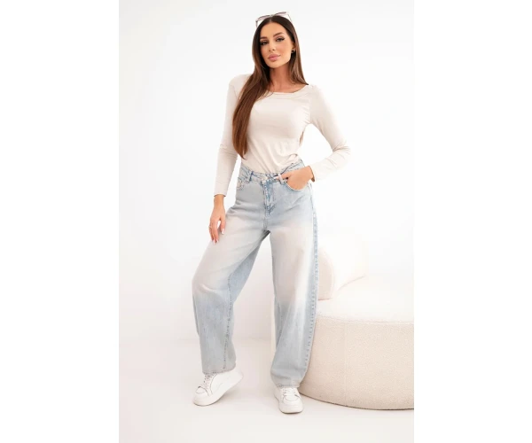 Bluzka damska wiskozowa z szerokim dekoltem i długim rękawem beżowa-2