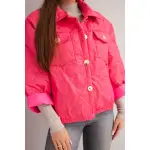 Kurtka damska wiosenna pikowana z kwiatowym wzorem różowa-4