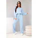 Komplet damski masełko bluza z broszką i spodnie z prostą nogawką niebieski-3