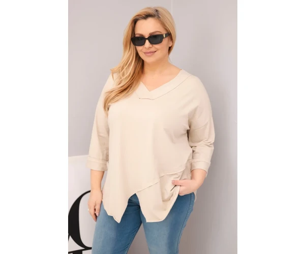 Bluzka damska bawełniana Plus Size z głębokim dekoltem V i asymetrycznym dołem beżowa-1