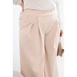 Spodnie damskie Plus Size z szerokimi nogawkami i plisowaniem beżowa-4