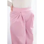 Spodnie damskie Plus Size z szerokimi nogawkami i plisowaniem jasno fioletowe-4