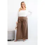 Spodnie damskie Plus Size z szerokimi nogawkami i plisowaniem camelowe-2