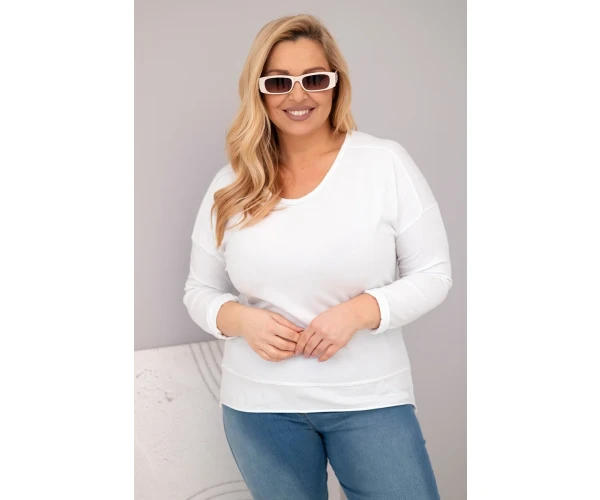 Bluzka damska Plus Size przecierana z dekoltem V i dłuższym tyłem biała-1