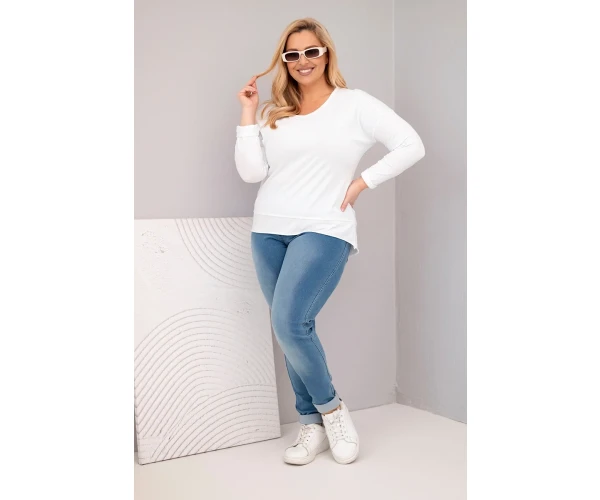 Bluzka damska Plus Size przecierana z dekoltem V i dłuższym tyłem biała-2