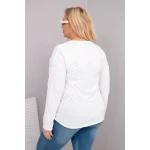 Bluzka damska Plus Size przecierana z napisem Love You More biała-4