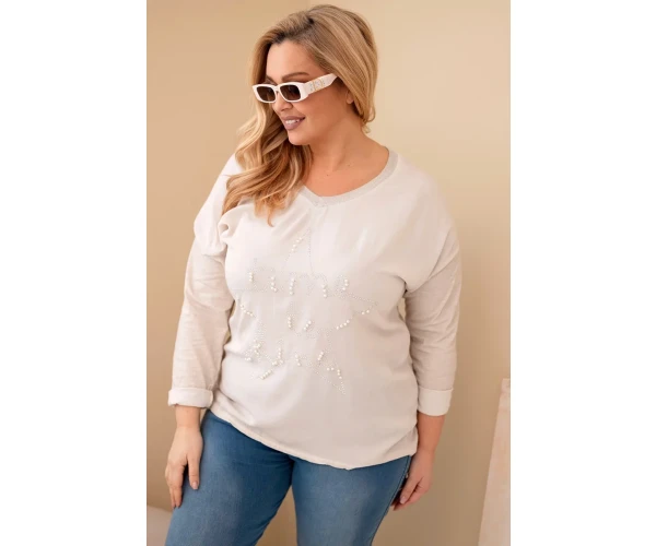 Bluzka damska Plus Size przecierana z napisem i perełkami beżowa-1
